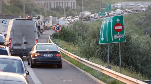 UDATE: Aglomeraţie pe DN1 Bucureşti-Braşov, trafic mai puţin intens spre Litoral
