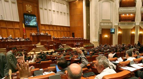 UPDATE: Codul Fiscal: Sesiune extraordinară a Parlamentului la 24, 25 şi 26 august
