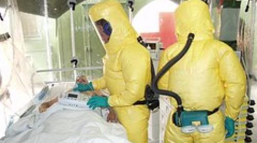 Ebola bate în retragere, dar OMS menţine starea de vigilenţă, deoarece sunt posibile noi focare epidemice