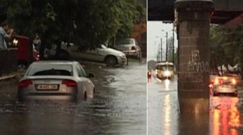 Ploile torențiale și furtunile au făcut prăpăd în Constanța și Timișoara. Pasaje inundate, mașini blocate, haos în trafic (VIDEO)