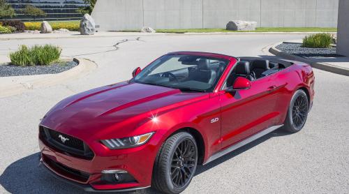 Ford Mustang: cea mai bine vândută mașină sport din 2015