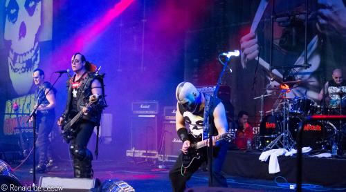 Horror punk la Rockstadt Extreme Fest 2016. Vine Misfits ! 