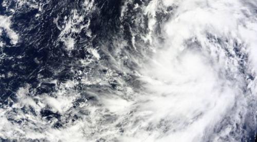 Uraganul Linda se îndreaptă amenințător spre Mexic