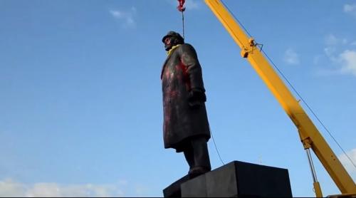 A dispărut Lenin