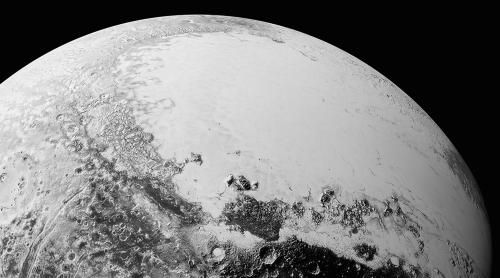 Noi imagini cu Planeta PLUTO, date publicității de NASA. Ce au mai descoperit americanii acolo
