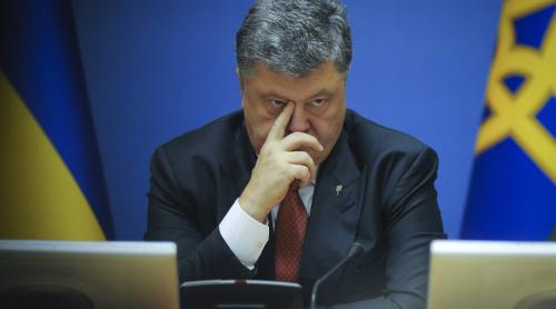 UPDATE. Democratul președinte al Ucrainei interzice intrarea în țară pentru 40 de jurnaliști străini. Ghici pe cine a retras de pe listă