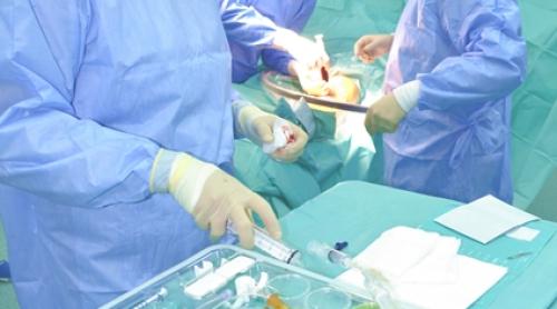 Premieră medicală naţională: Reparaţii ortopedice cu celule stem sub formă de transfuzie 