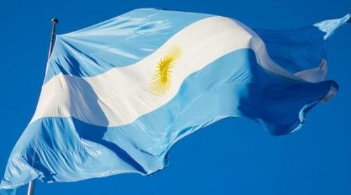 PREMIERĂ în istoria Argentinei. Alegerile prezidențiale vor avea un tur secund