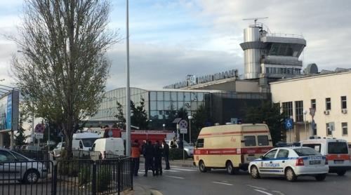 ALERTĂ TERORISTĂ. Terminalul 1 al aeroportului din Sofia, evacuat în urma unei amenințări cu bombă