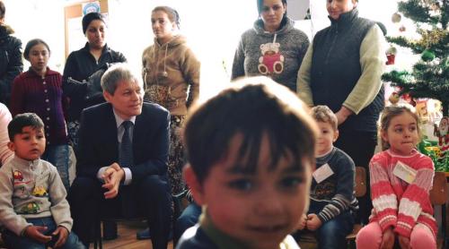 Premierul Dacian Cioloş, la grădiniţă