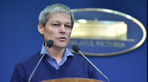 Cioloş refuză PNL: Nu e democratic să modifice un Guvern, prin OUG, o lege politică
