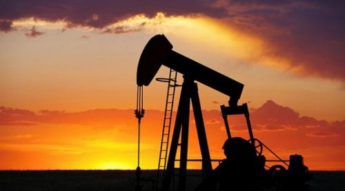 Bloomberg: Preţul petrolului ar putea creşte cu 50% până la sfârșitul anului