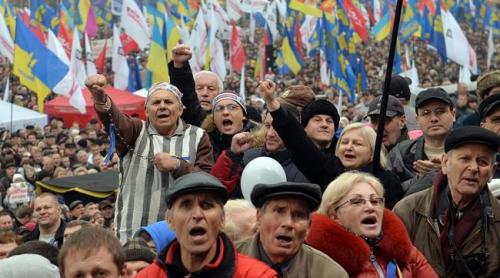 Proteste la Kiev. Se cer demisiile președintelui Petro Poroșenko și a guvernului