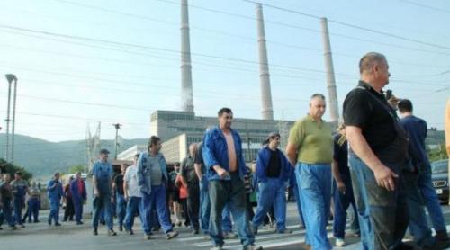 Protest spontan la termocentrala Mintia. Angajații cer demiterea conducerii