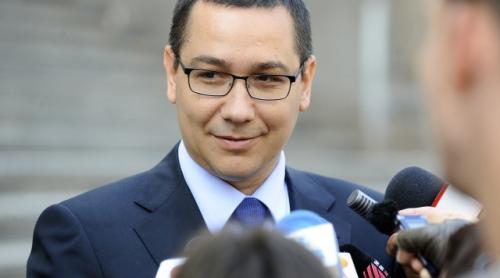 Victor Ponta, MESAJ de 8 Martie pentru Alina Gorghiu: „măcar Alinuţa să-mi ceară demisia“