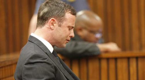 Oscar Pistorius, condamnat la şase ani de închisoare