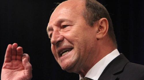 Băsescu: Erdogan amenință ca un cocoş în călduri!