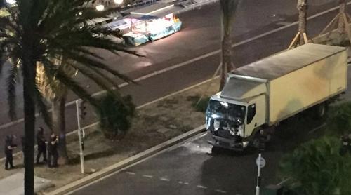Atacul de la Nisa: 5 suspecţi, puşi oficial sub acuzare