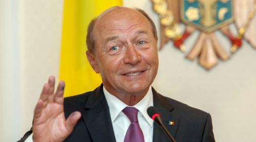 Socialiștii cer Curții Constituţionale retragerea cetățeniei moldovenești acordate lui Băsescu