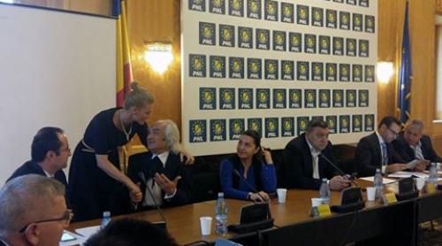 Academicianul Leon Dănăilă deschide listele PNL la Senat, în București