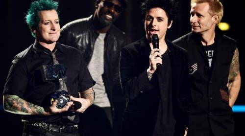 La MTV EMA, Green Day a luat Global Icon Award