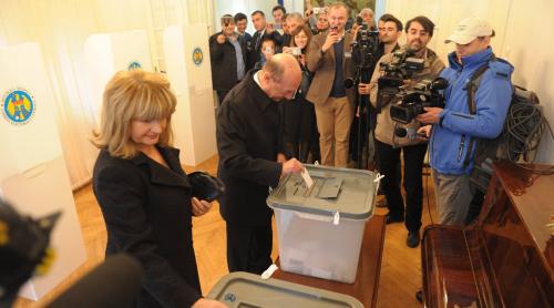 Traian Băsescu, moldoveanul, a votat. Şi a spus cu cine, în pagina sa de Facebook