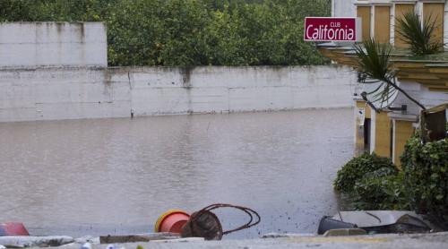 O româncă se află printre victimele inundațiilor din Spania: ”E apă peste tot, mă înec!”