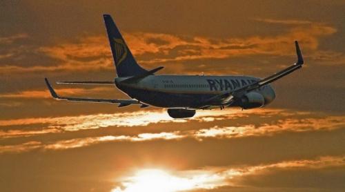 Ryanair recrutează însoțitori de zbor în România