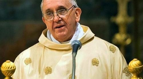Papa Francisc: Ce s-ar întâmpla dacă am trata Biblia cu aceeași atenție pe care o acordăm telefonului mobil?