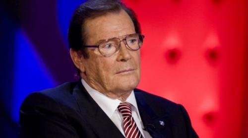 A murit Roger Moore