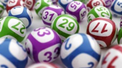 Cât noroc! O adolescentă a câștigat la loto de două ori într-o săptămână!