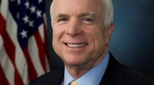 Senatorul american John McCain a murit. Zilele trecute renunțase să mai lupte împotriva cancerului