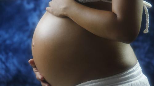 Una din şase femei care au pierdut o sarcină prezintă simptome prelungite de sindrom post-traumatic
