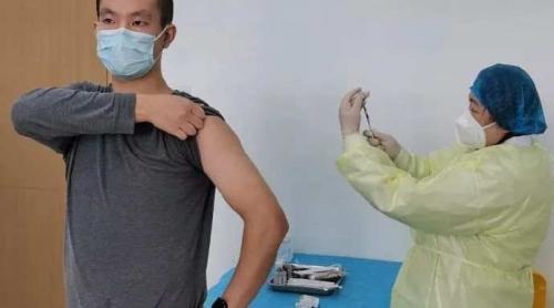 În China a început testarea unui vaccin împotriva coronavirusului, pe circa 100 de voluntari 