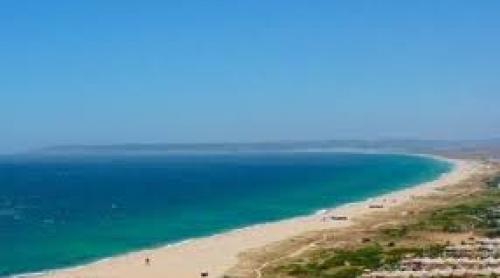 Autoritățile spaniole își cer scuze după ce au dezinfectat cu clor plajele