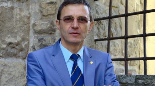 Președintele Academiei Române, în dezacord cu măsura din starea de alertă: Accesul în biserici este capital