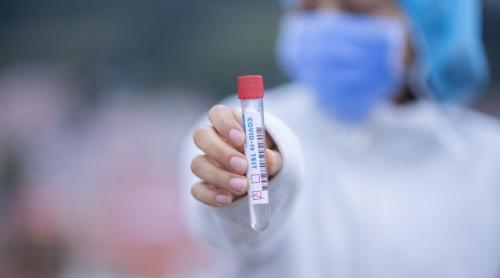 Explozie de noi infectări în Franța: Peste 7.000 de cazuri de coronavirus în 24 de ore