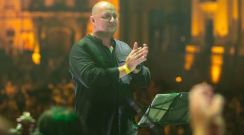 Renumitul dirijor Răzvan Metea a murit la 43 de ani, după ce a făcut o formă gravă de COVID