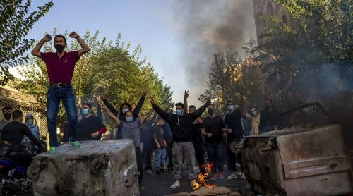 Berlinul îi îndeamnă pe cetățenii germani să părăsească urgent Iranul