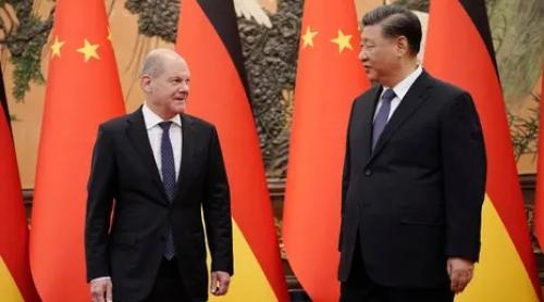 Cancelarul german Olaf Scholz în vizită în China vrea să „dezvolte în continuare” legăturile economice între cele două țări