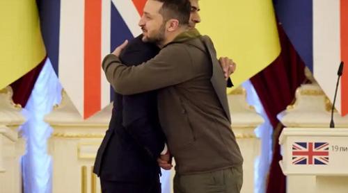 Noul prim-ministru britanic Sunak îi face o vizită surpriză lui Zelensky la Kiev: "Este o mare lecție de umilință să fiu cu tine în țara ta astăzi"
