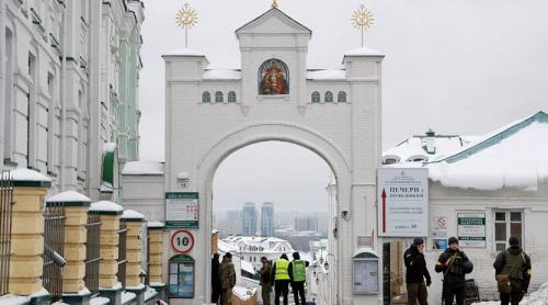 Serviciul de securitate al Ucrainei a percheziţionat o mănăstire ortodoxă veche de 1.000 de ani aflată în Patrimoniului Mondial UNESCO