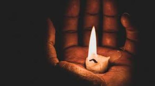 În fața unei ierni grele fără gazul rusesc și al unui blackout total, germanii au început să cumpere masiv lumânări