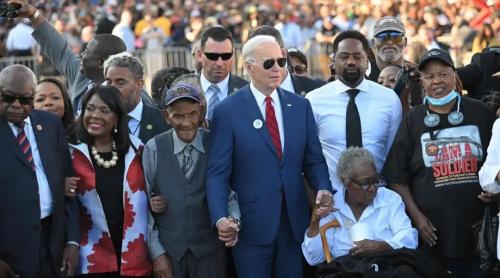 Biden: Trebuie să cunoaștem toată istoria americană, „cu bune și rele"