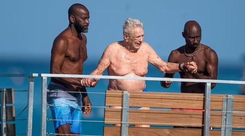 George Soros, 93 de ani, a petrecut Crăciunul în Barbados împreună cu ajutoarele sale