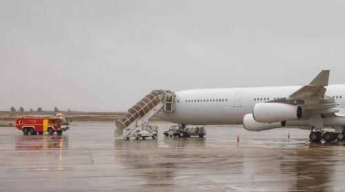 Suspiciuni de „trafic de persoane”: avionul companiei române Legend Airlines, imobilizat timp de patru zile în Franța, a decolat din nou spre India