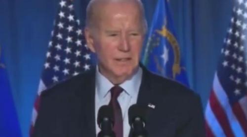 Joe Biden îi confundă pe Emmanuel Macron și François Mitterrand