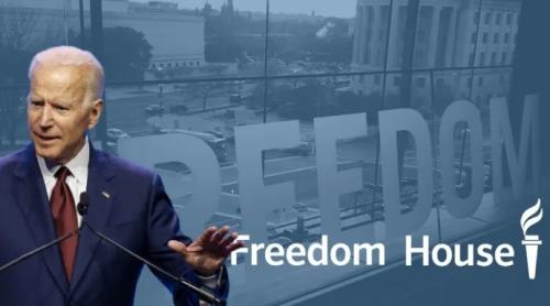 Rusia interzice organizația americană de promovare a democrației Freedom House
