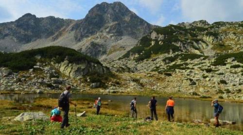 Fabuloasa Românie. Lacuri şi stâncă - excursie în Munţii Retezat
