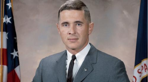 Astronautul William Anders, autorul celebrei fotografii "Earthrise", a murit după ce s-a prăbușit cu avionul